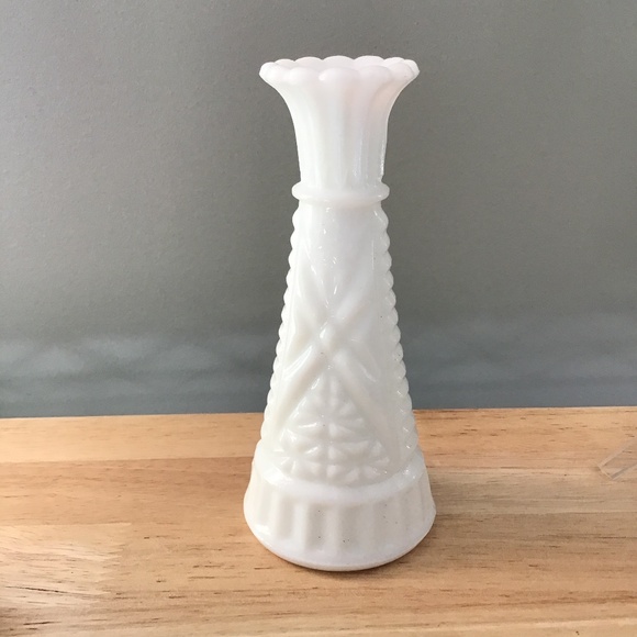 Milk Glass Vase Sold Individually / 12 Available - Picture 1 of 2